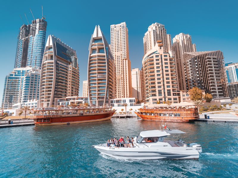 Dubai Yachttouren & Bootstouren sind heiß begehrt