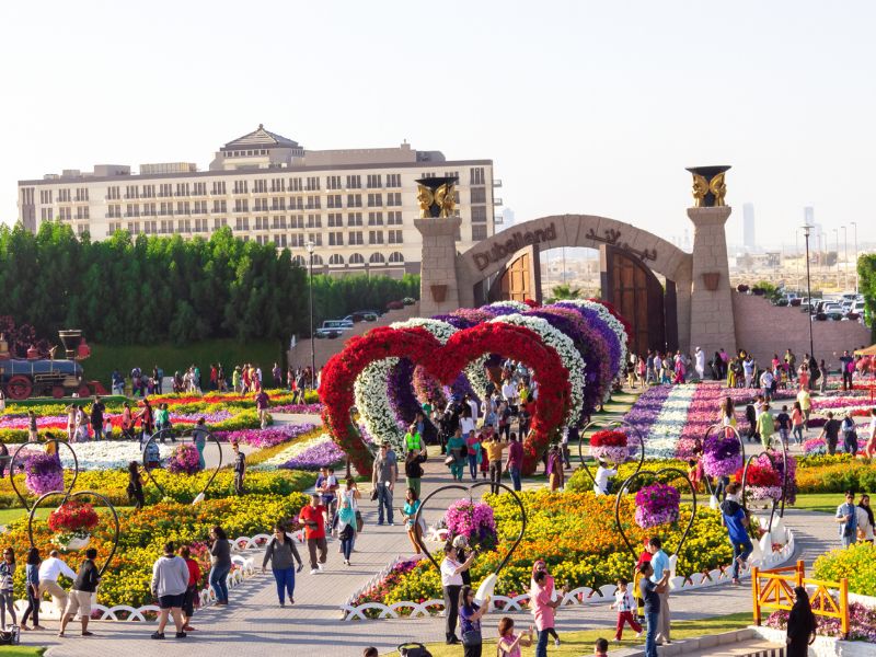 Haupteingang zur Attraktion Miracle Garden